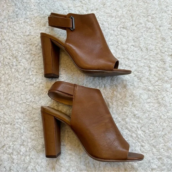 Tan Aldo heels - Picture 5 of 7